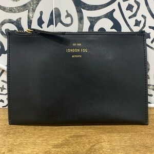 London Fog Zipper Leather Flat Pouch Clutch in Black